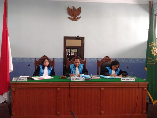 Penggugat Keukeuh Perekrutan Anggota KIP Kepri Menyimpang